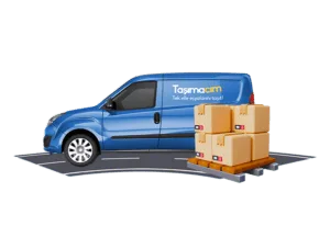 Un camión transportador que realiza transporte interurbano